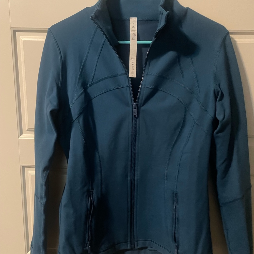 Women’s LuLuLemon Scuba jacket size 10